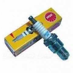 Свеча зажигания NGK BPR6ES для двигателей Honda CG135, CG160, GX160 7282 в Уфе