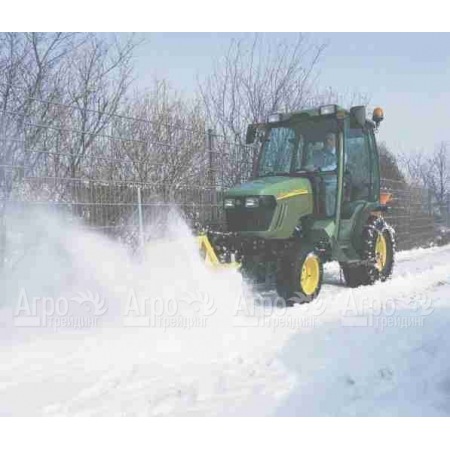 Снегоотбрасыватель для тракторов John Deere  в Уфе
